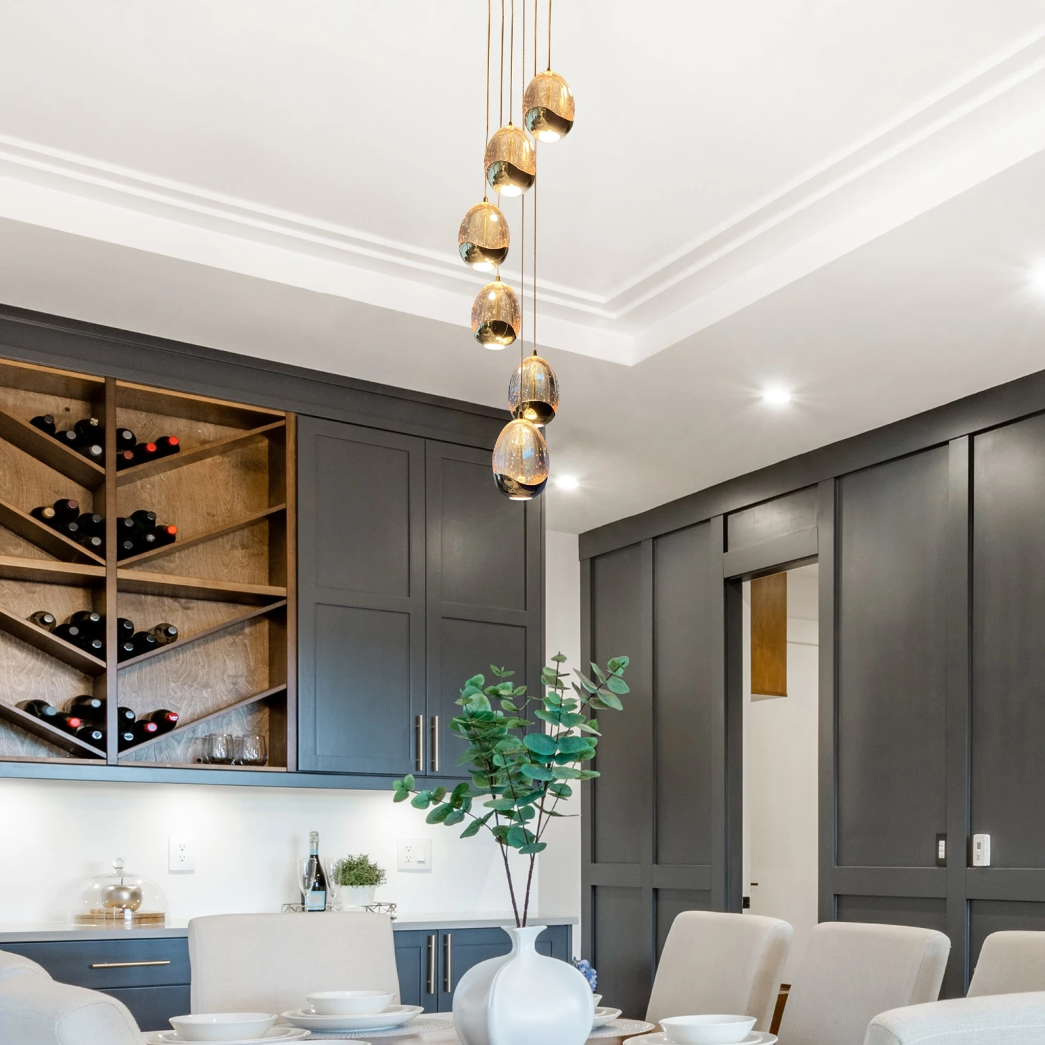 VONN LIGHTING VONN Artisan Venezia VAC3207GL 7-Light Integrated LED ETL Certified Pendant, Height Adjustable Chandelier, Gold 8 VONN LIGHTING VONN Artisan Venezia VAC3207GL 7-Light Integrated LED ETL Certified Pendant, Height Adjustable Chandelier, Gold - Image 6