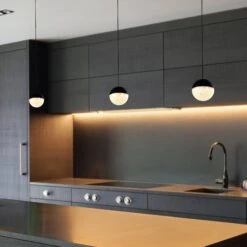 VONN LIGHTING VONN Artisan Ravello VAP2281BL 5" Integrated LED ETL Certified Height Adjustable Pendant W/ Globe Shade, Black -VONN LIGHTING VAP2281BL IMAGE 4