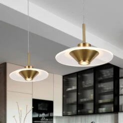VONN LIGHTING VONN Artisan Ferrara VAP2321AB 7" Integrated LED ETL Certified Height Adjustable Pendant, Antique Brass -VONN LIGHTING VAP2321AB IMAGE 4