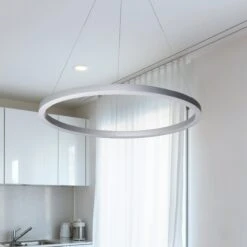 VONN LIGHTING VONN Tania VMC31640AL 24" Integrated LED ETL Certified Pendant, Height Adjustable Ring Chandelier In Silver 16 VONN LIGHTING VONN Tania VMC31640AL 24" Integrated LED ETL Certified Pendant, Height Adjustable Ring Chandelier In Silver -VONN LIGHTING VMC31640AL IMAGE 5