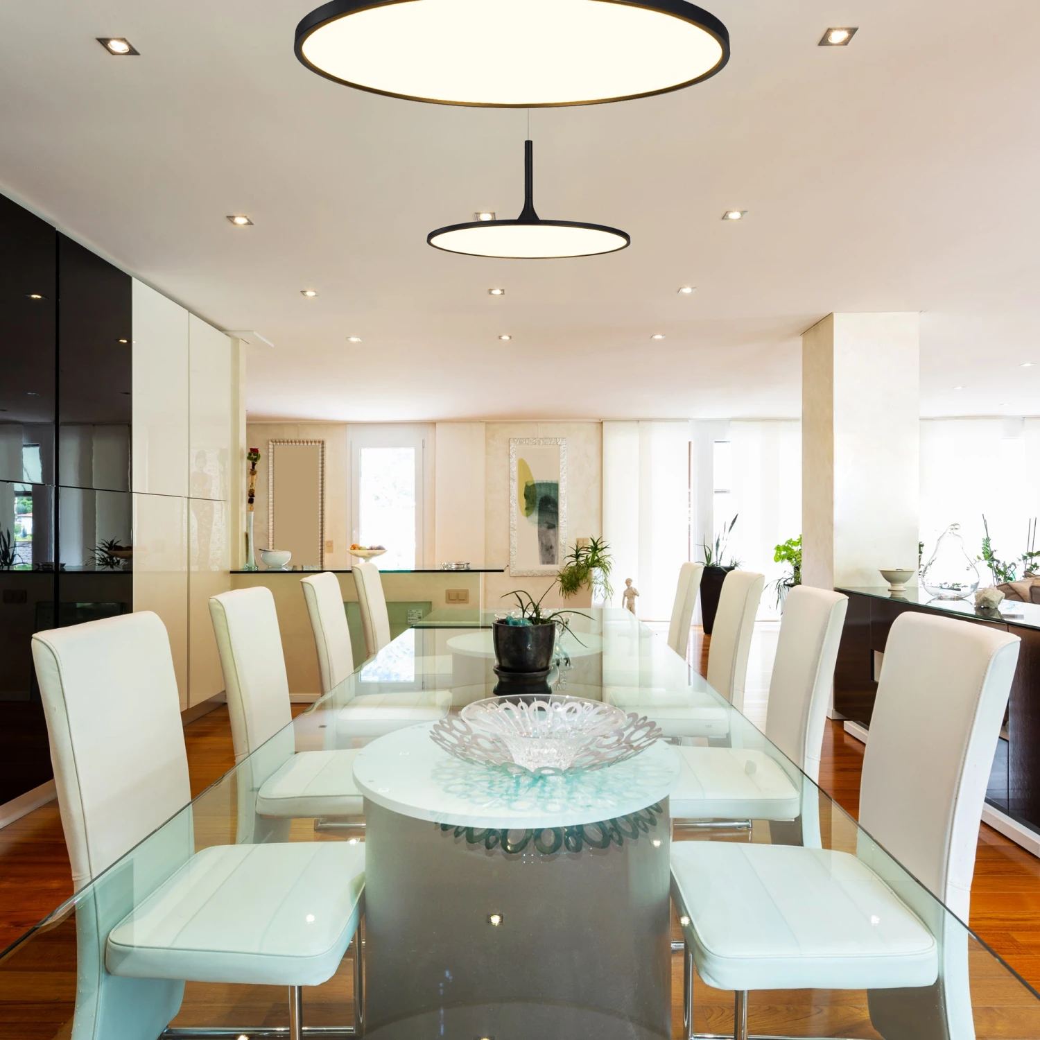 VONN LIGHTING VONN Salm VMC31820BL 24" Integrated LED ETL Certified Pendant, Height Adjustable Disc Chandelier In Black 10 VONN LIGHTING VONN Salm VMC31820BL 24" Integrated LED ETL Certified Pendant, Height Adjustable Disc Chandelier In Black - Image 8