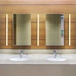 VONN LIGHTING VONN Procyon VMW11236AL 36" Integrated AC LED ADA Compliant ETL Certified Bathroom Wall Fixture In Silver -VONN LIGHTING VMW11236AL IMAGE 4