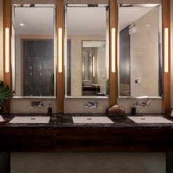 VONN LIGHTING VONN Procyon VMW11300AL 25" Integrated AC LED ADA Compliant ETL Certified Bathroom Wall Fixture In Silver -VONN LIGHTING VMW11300AL IMAGE 4