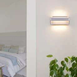 VONN LIGHTING VONN Atlas VMW15710AL 10" Up-Down ETL Certified Integrated LED Wall Sconce Light In Silver -VONN LIGHTING VMW15710AL IMAGE 4