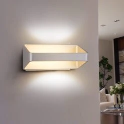 VONN LIGHTING VONN Atlas VMW15810AL 10" Up-Down ETL Certified Integrated LED Wall Sconce Light In Silver -VONN LIGHTING VMW15810AL IMAGE 3