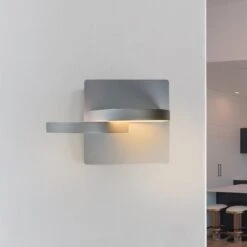 VONN LIGHTING VONN Eclipse VMW17000AL 7" Rotative ETL Certified Integrated LED Wall Sconce Light Fixture In Silver -VONN LIGHTING VMW17000AL IMAGE 2