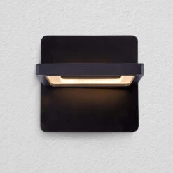 VONN LIGHTING VONN Atria VMW17400BL 6" Rotative ETL Certified Integrated LED Wall Sconce Light Fixture In Black -VONN LIGHTING VMW17400BL IMAGE 1 1